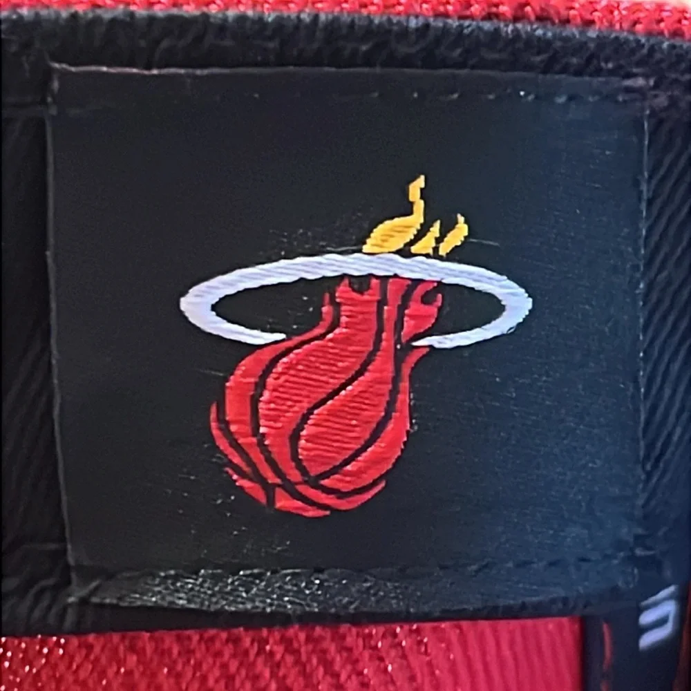 ULTRA GAME The Chisel Miami Heat Basketball Hat